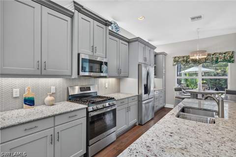 28586 Twain Dr, Bonita Springs FL - photo 6 of 32