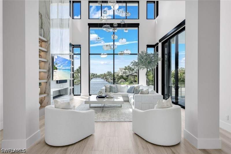4 bedroom SingleFamilyResidence at 348 Seagull Ave, Conners, Naples — photo 5