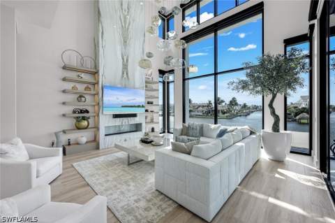 348 Seagull Ave, Naples FL - photo 7 of 50