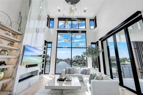 348 Seagull Ave, Naples FL - photo 8 of 50