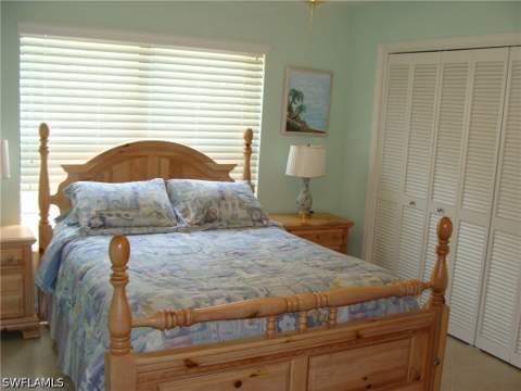 4802 Lakewood Blvd, Naples FL - photo 10 of 27