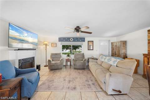 4320 S Gulf Cir, North Fort Myers FL - photo 10 of 45