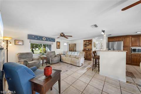 4320 S Gulf Cir, North Fort Myers FL - photo 11 of 45