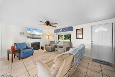 4320 S Gulf Cir, North Fort Myers FL - photo 9 of 45