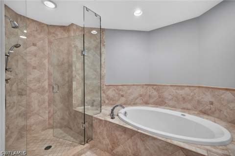 4255 Gulf Shore Blvd N 204, Naples FL - photo 20 of 46