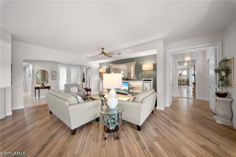 730 Waterford Dr 204, Naples FL - photo 12 of 50