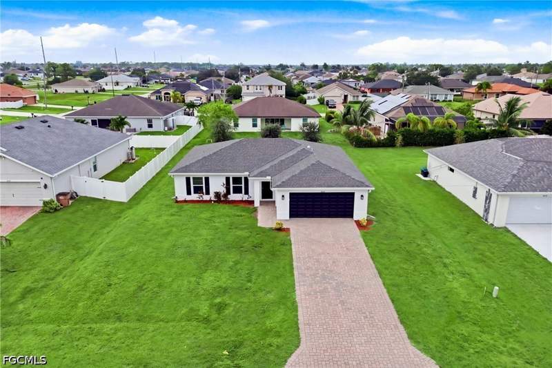 4 bedroom SingleFamilyResidence at 2422 NW 19th Ave, Cape Coral, Cape Coral — photo 2