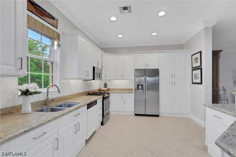 9097 Cherry Oaks Trl 202, Naples FL - photo 11 of 50