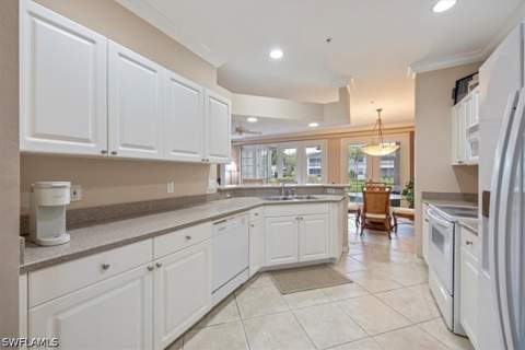 5060 Yacht Harbor Cir 102, Naples FL - photo 12 of 25