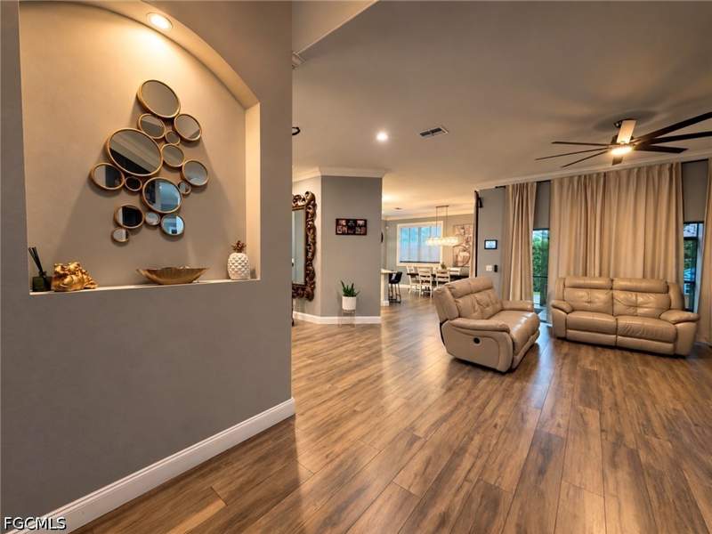 5 bedroom SingleFamilyResidence at 2911 21st St SW, Southwest Lehigh, Lehigh Acres — photo 5