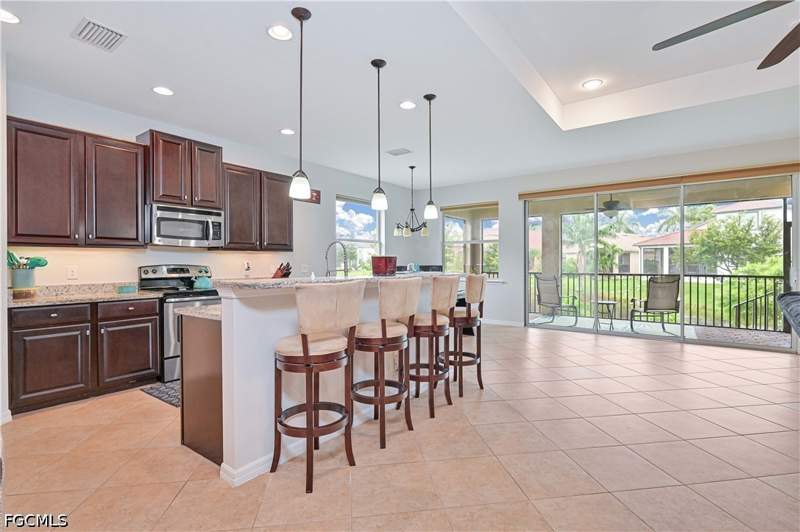 4 bedroom SingleFamilyResidence at 8641 Banyan Bay Blvd, Banyan Bay, Fort Myers — photo 5