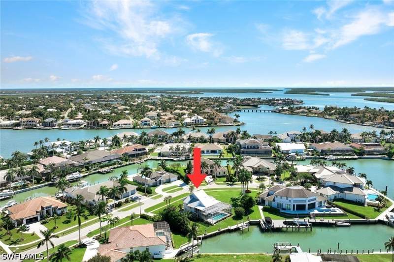 4 bedroom SingleFamilyResidence at 810 Arcadia Ct, Marco Beach, Marco Island — photo 4