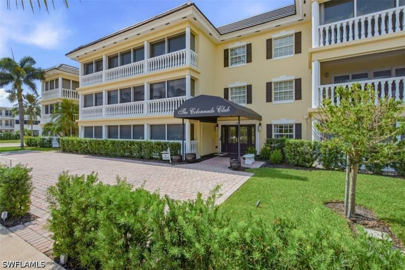 2 bedroom Condominium at 666 3rd St S 202, Colonnade Club, Naples — photo 3