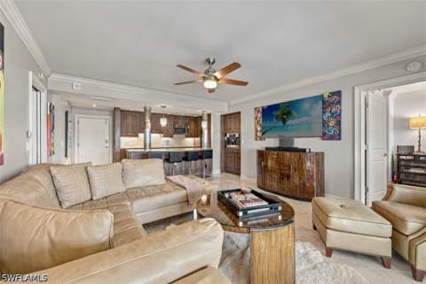 666 3rd St S 202, Naples FL - photo 8 of 18