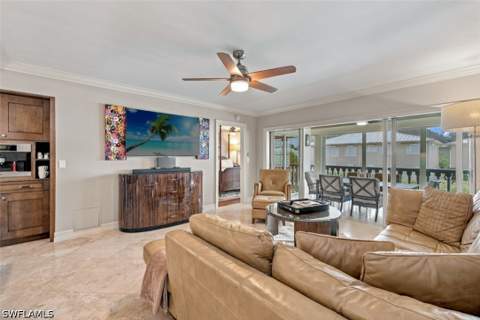 666 3rd St S 202, Naples FL - photo 9 of 18