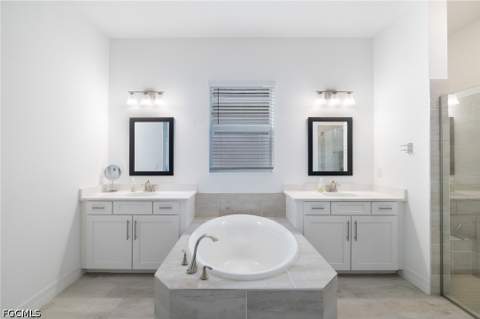 13682 Blue Bay Cir, Fort Myers FL - photo 18 of 50
