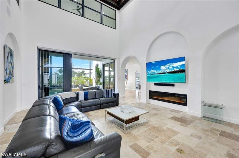 5 bedroom SingleFamilyResidence at 494 Seagull Ave, Conners, Naples — photo 3