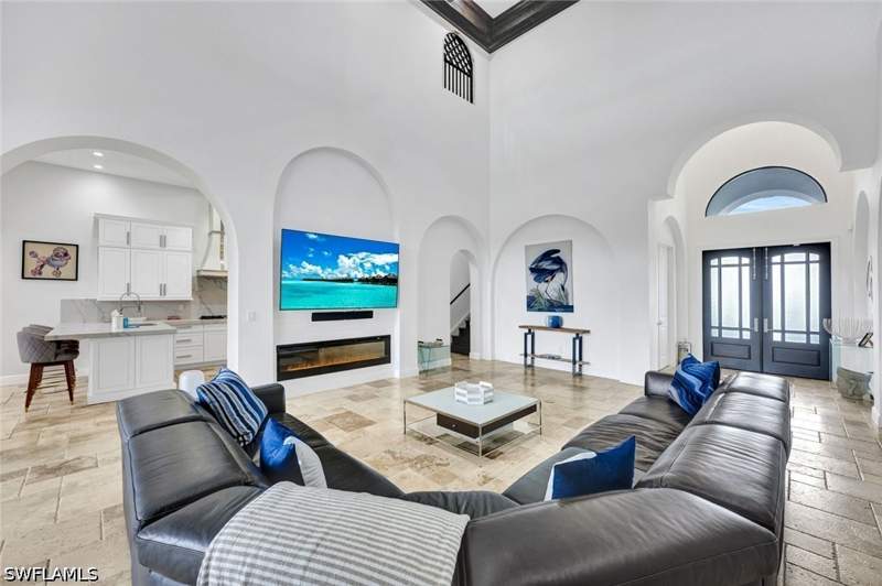 5 bedroom SingleFamilyResidence at 494 Seagull Ave, Conners, Naples — photo 4