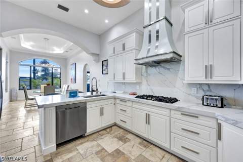 494 Seagull Ave, Naples FL - photo 6 of 29