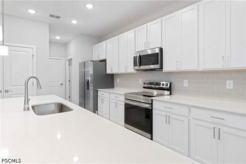 13 SW 34th Pl, Cape Coral FL - photo 9 of 26