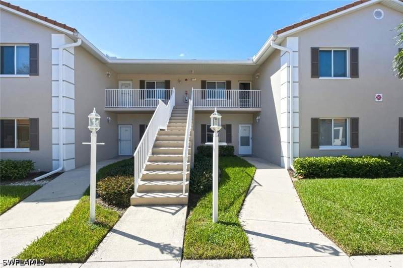 2 bedroom Condominium at 575 Saratoga Cir 204, Saratoga Colony, Naples — photo 3