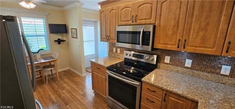 289 Robin Hood Cir 101, Naples FL - photo 23 of 46
