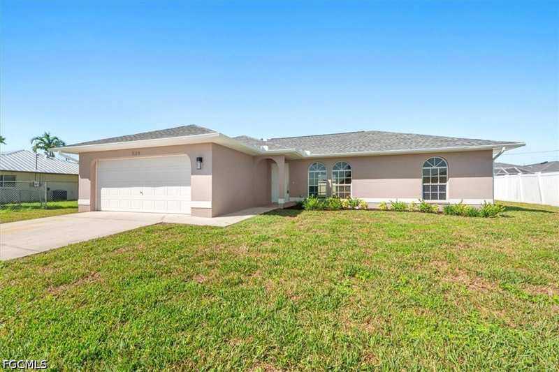 3 bedroom SingleFamilyResidence at 524 NE 19th Ct, Cape Coral, Cape Coral — photo 1