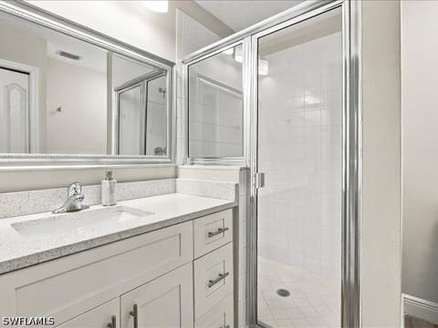 2905 Cypress Trace Cir 104, Naples FL - photo 20 of 36