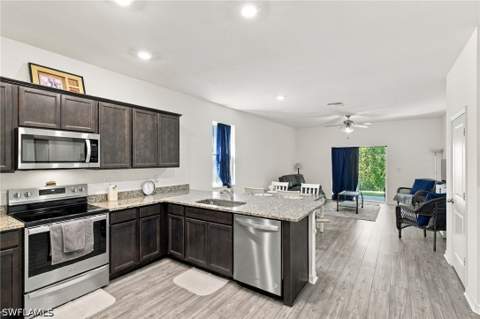 3516 NE 19th Ave, Cape Coral FL - photo 12 of 35