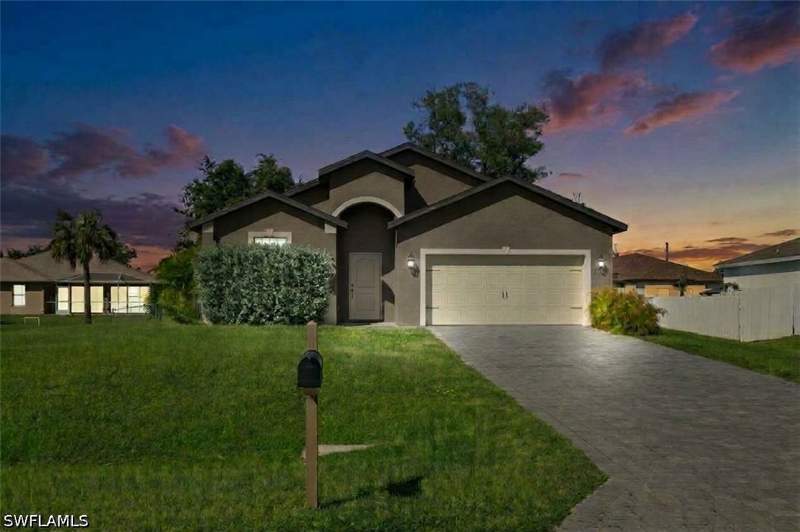 4 bedroom SingleFamilyResidence at 3516 NE 19th Ave, Cape Coral, Cape Coral — photo 2