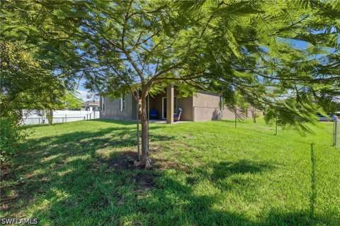 3516 NE 19th Ave, Cape Coral FL - photo 6 of 35