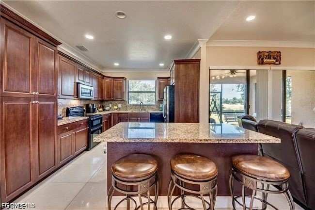 3 bedroom SingleFamilyResidence at 906 Sunniland Blvd, Lehigh Acres, Lehigh Acres — photo 1