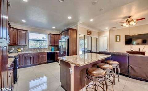 906 Sunniland Blvd, Lehigh Acres FL - photo 7 of 24