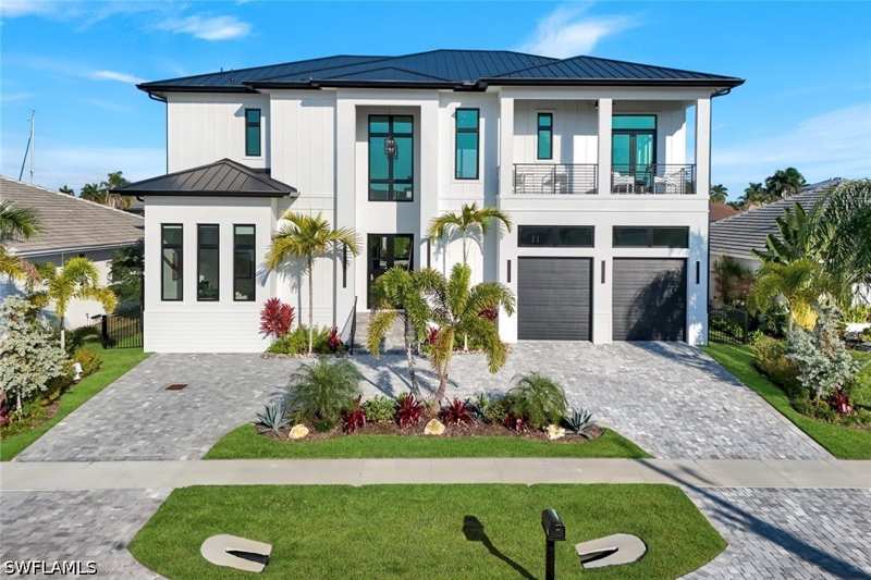 5 bedroom SingleFamilyResidence at 771 Orchid Ct, Marco Island, Marco Island — photo 1