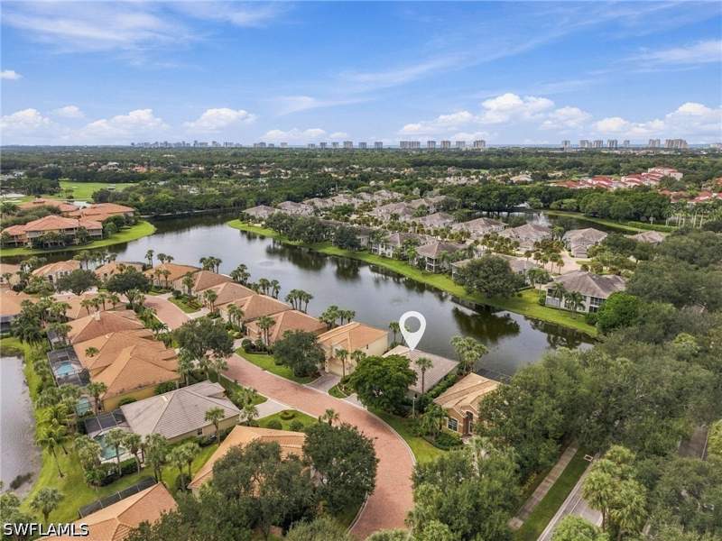 2 bedroom SingleFamilyResidence at 2256 Island Cove Cir, Island Cove, Naples — photo 3