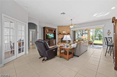 18839 Baseleg Ave, North Fort Myers FL - photo 10 of 47