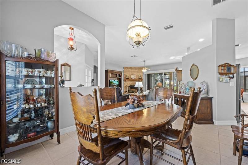 3 bedroom SingleFamilyResidence at 18839 Baseleg Ave, Pine Shadows Air Park, North Fort Myers — photo 5