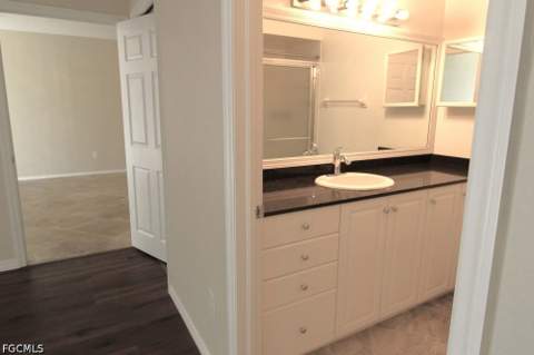 14931 Park Lake Dr 104, Fort Myers FL - photo 12 of 29