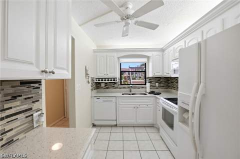 4269 27th Ct SW 102, Naples FL - photo 7 of 21