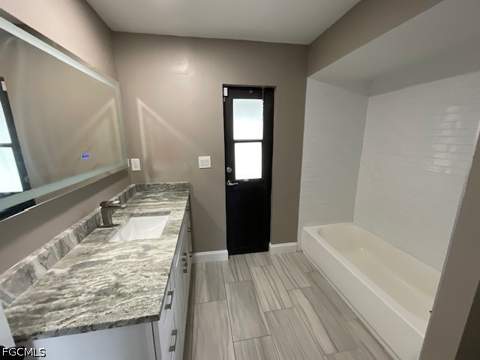 105 Jefferson Ave, Lehigh Acres FL - photo 10 of 35