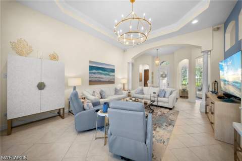 8722 Mustang Island Cir, Naples FL - photo 8 of 50