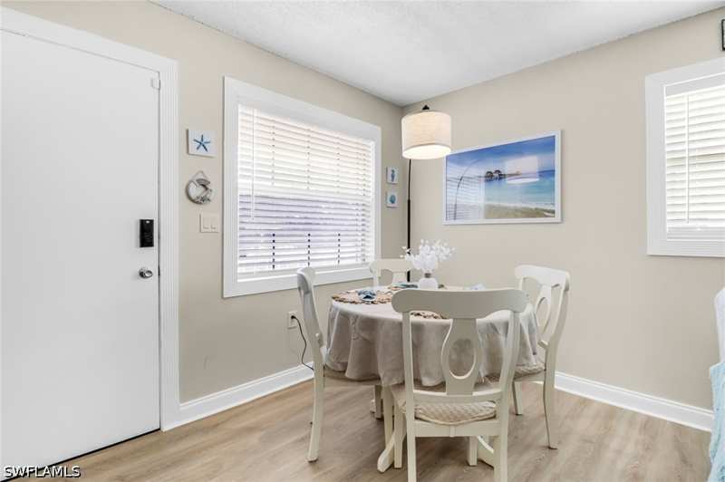1 bedroom Condominium at 3325 Airport Rd N G5, Poinciana Condo, Naples — photo 1