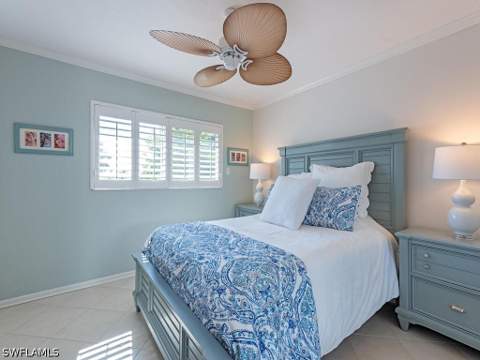 555 Park Shore Dr B411, Naples FL - photo 9 of 14