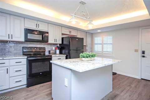 2445 W Gulf Dr 35B, Sanibel FL - photo 8 of 30