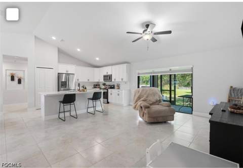 7572 9th Ter, Labelle FL - photo 7 of 34