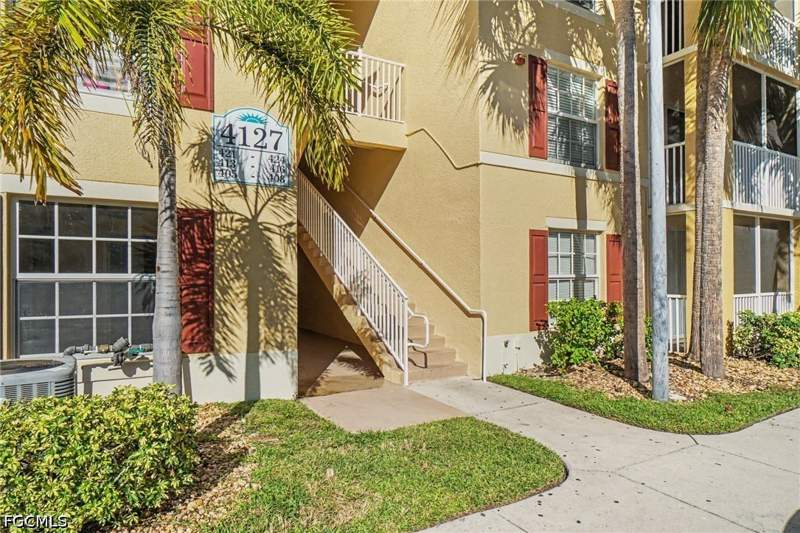 3 bedroom Condominium at 4127 Residence Dr 415, The Residence, Fort Myers — photo 3