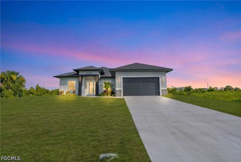 3 bedroom SingleFamilyResidence at 7020 Burma Cir, Port Labelle, Labelle — photo 1