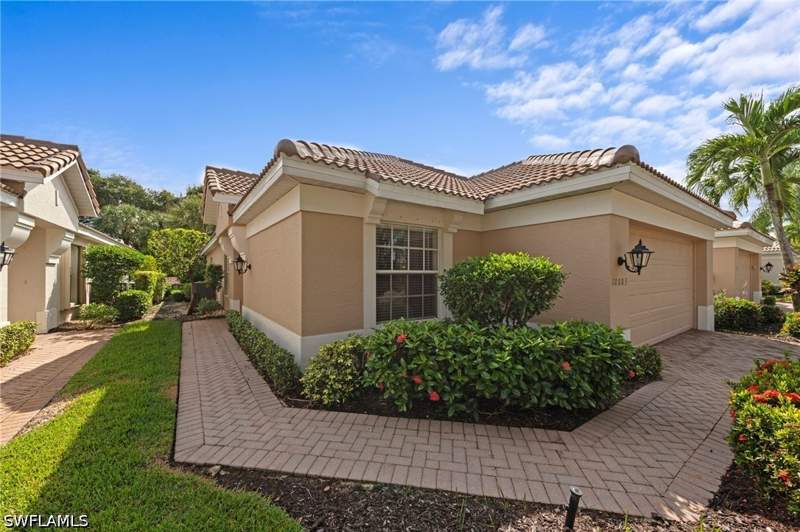 2 bedroom Attached at 10083 Colonial Country Club Blvd, Sabal Pointe, Fort Myers — photo 3