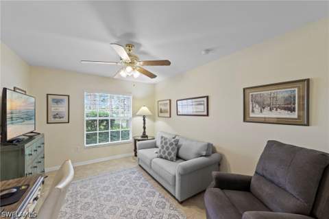10083 Colonial Country Club Blvd, Fort Myers FL - photo 6 of 34