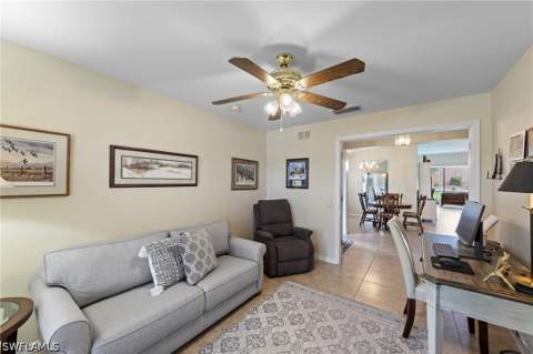 10083 Colonial Country Club Blvd, Fort Myers FL - photo 7 of 34
